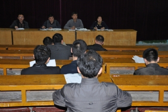 我校召开江苏省英语口语测试考务会议