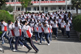 用演练增强师生避险能力