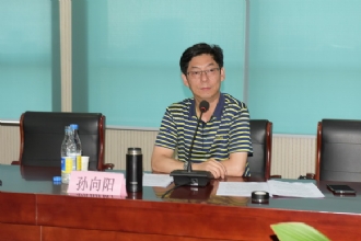 1888855︱江苏省教科院孙向阳博士莅临我校指导课题研究工作