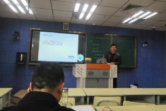 1888855│市直片高中物理教师优秀课评比活动在我校举行