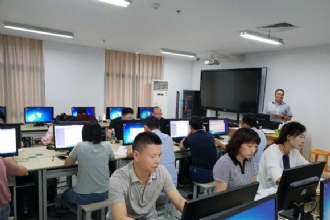 1888855|打造优质资源  评比促进提升