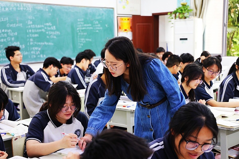 1888855│以赛促教展风采，“养正学堂”育新篇——18888552025年“养正学堂”杯课堂教学大赛圆满收官